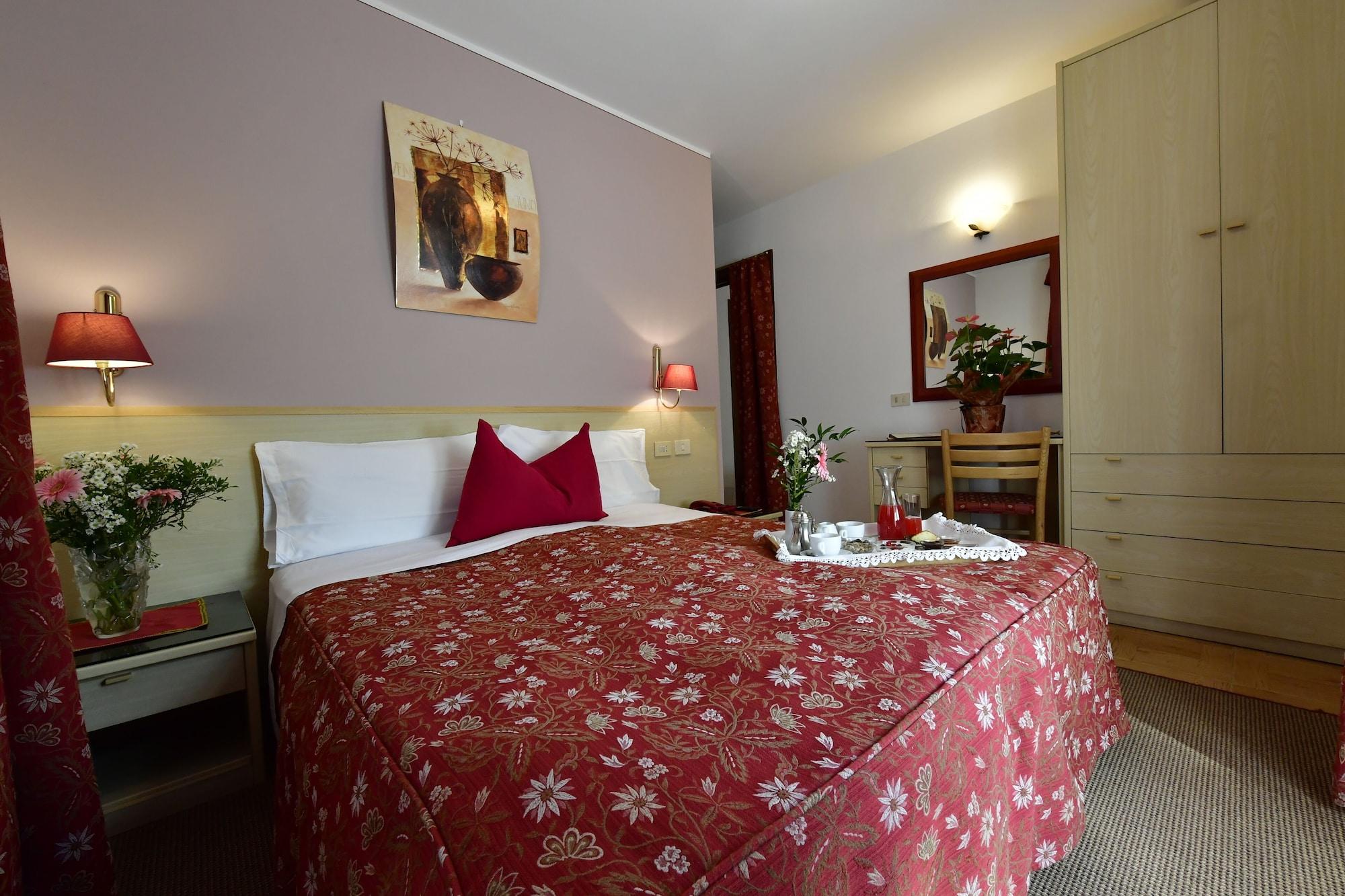 אטרובלס Hotel Beau Sejour מראה חיצוני תמונה